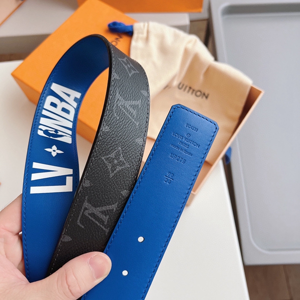 ルイヴィトンベルト角部分ディテール